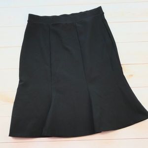 White House Black Market Size XS  Black skirt